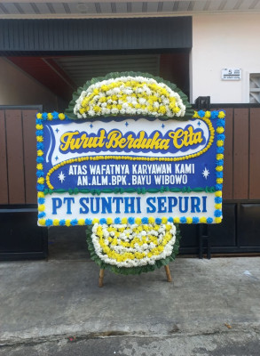 Papan Bunga Duka di Penajam